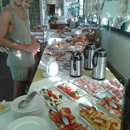 Albergo Pensione San Michele *