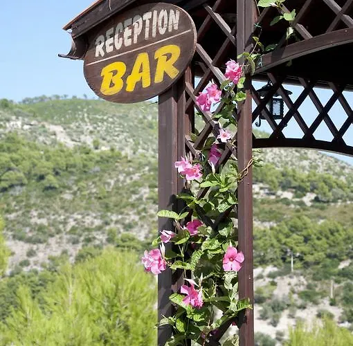 San Michele Hotel *